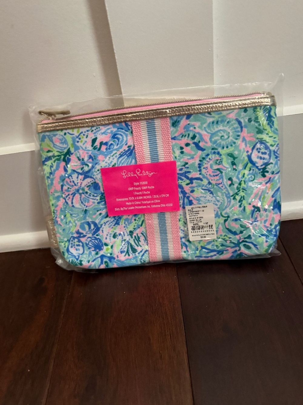 NIP Lilly Pulitzer Zipper Pouch in Surf Blue Soleil It On Me